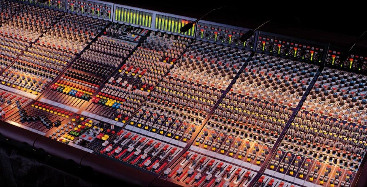 Legend-The World's First "Tri-Purpose" Console